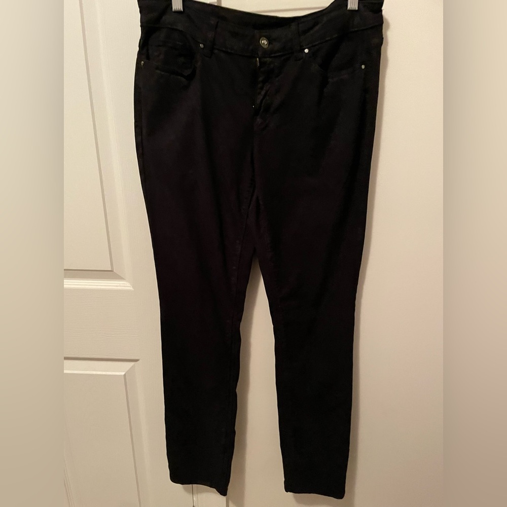 Five pocket paisley print black jean like pants.